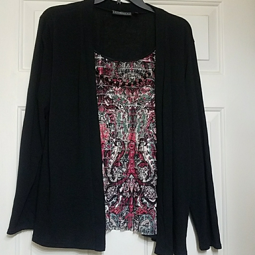 Long sleeve sweater with attached camo